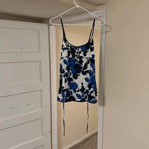 ( Aeropostale) white blue and dark blue flowers, tank top